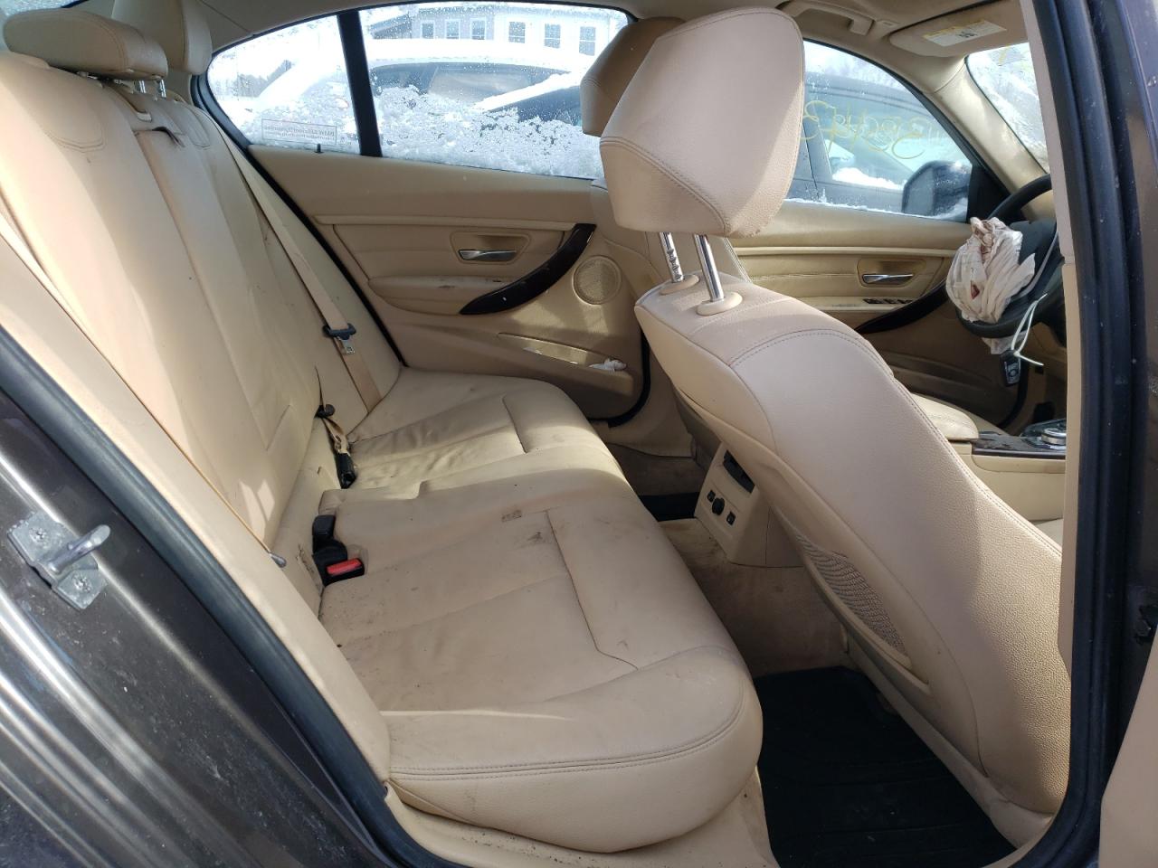 Photo 6 from auction – 2013 BMW 328 XI with VIN WBA3B3C58DF539708