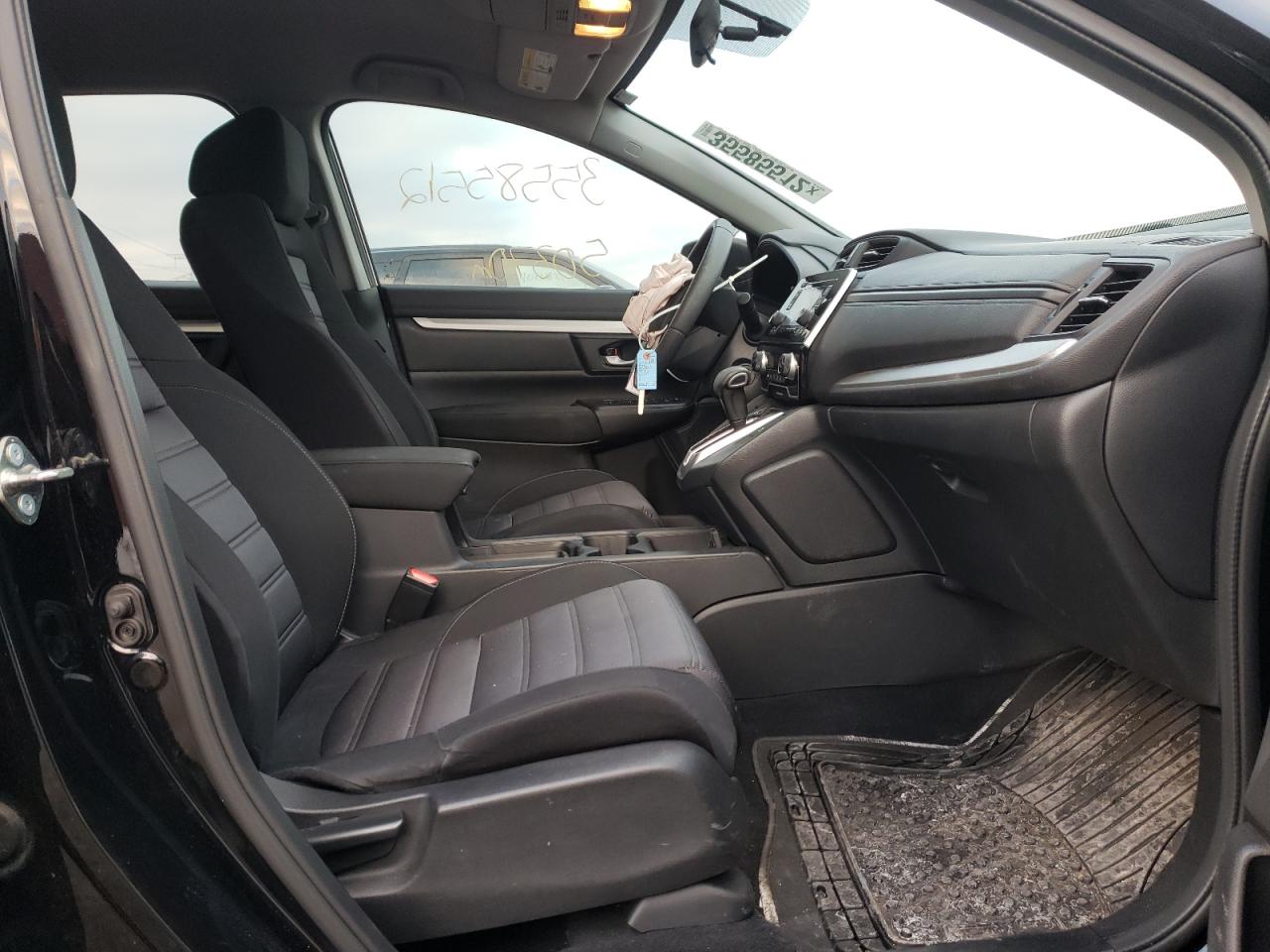 Photo 5 from auction – 2017 HONDA CR-V LX with VIN 7FARW5H32HE010791