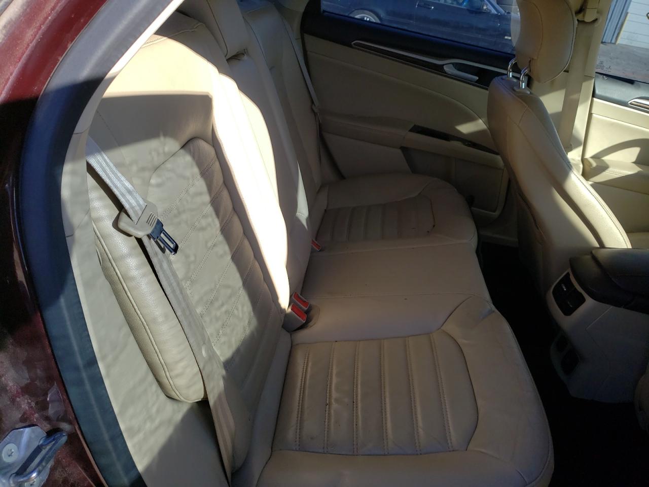 Photo 6 from auction – 2013 FORD FUSION SE with VIN 3FA6P0HR2DR195054