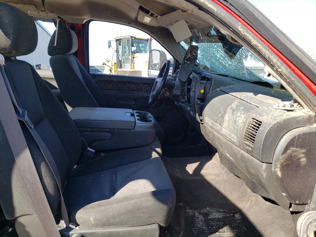 Photo 5 from auction – 2011 CHEVROLET SILVERADO with VIN 1GCRKSE33BZ337115