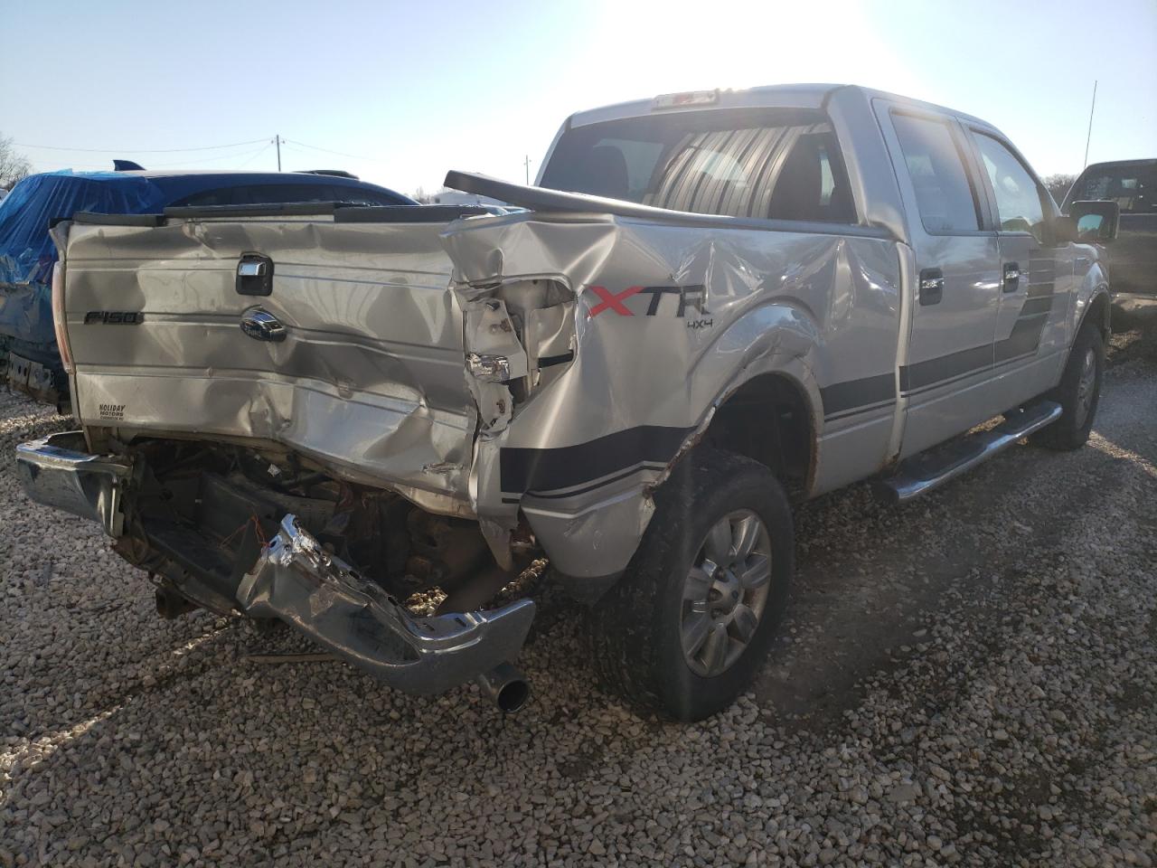 Photo 4 from auction – 2011 FORD F150 SUPER with VIN 1FTFW1EF0BFB65252