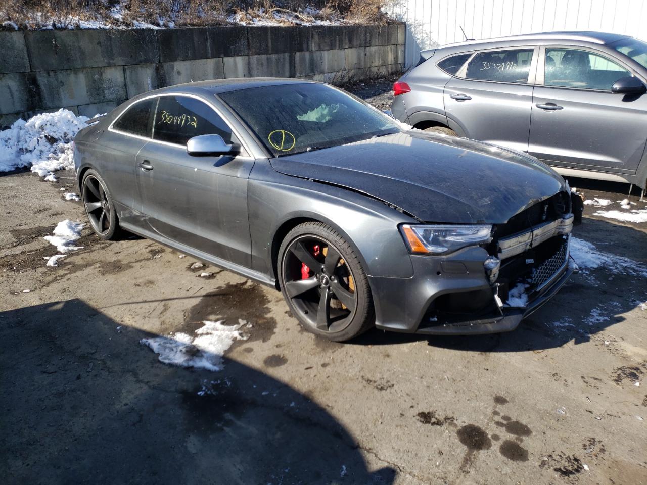AUDI RS5 2015 with VIN WUAC6BFR9FA900821 - Photo from auction