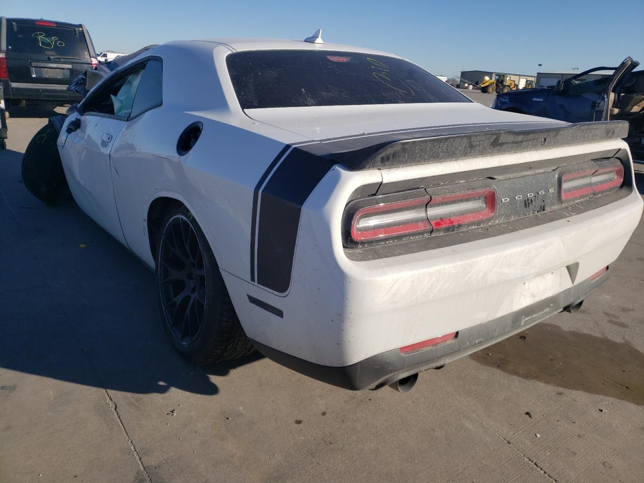 Photo 3 from auction – 2019 DODGE CHALLENGER with VIN 2C3CDZFJ7KH587001