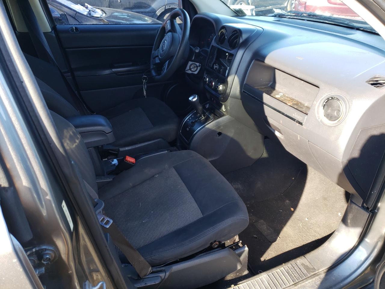 Photo 5 from auction – 2011 JEEP COMPASS SP with VIN 1J4NF1FB5BD276263