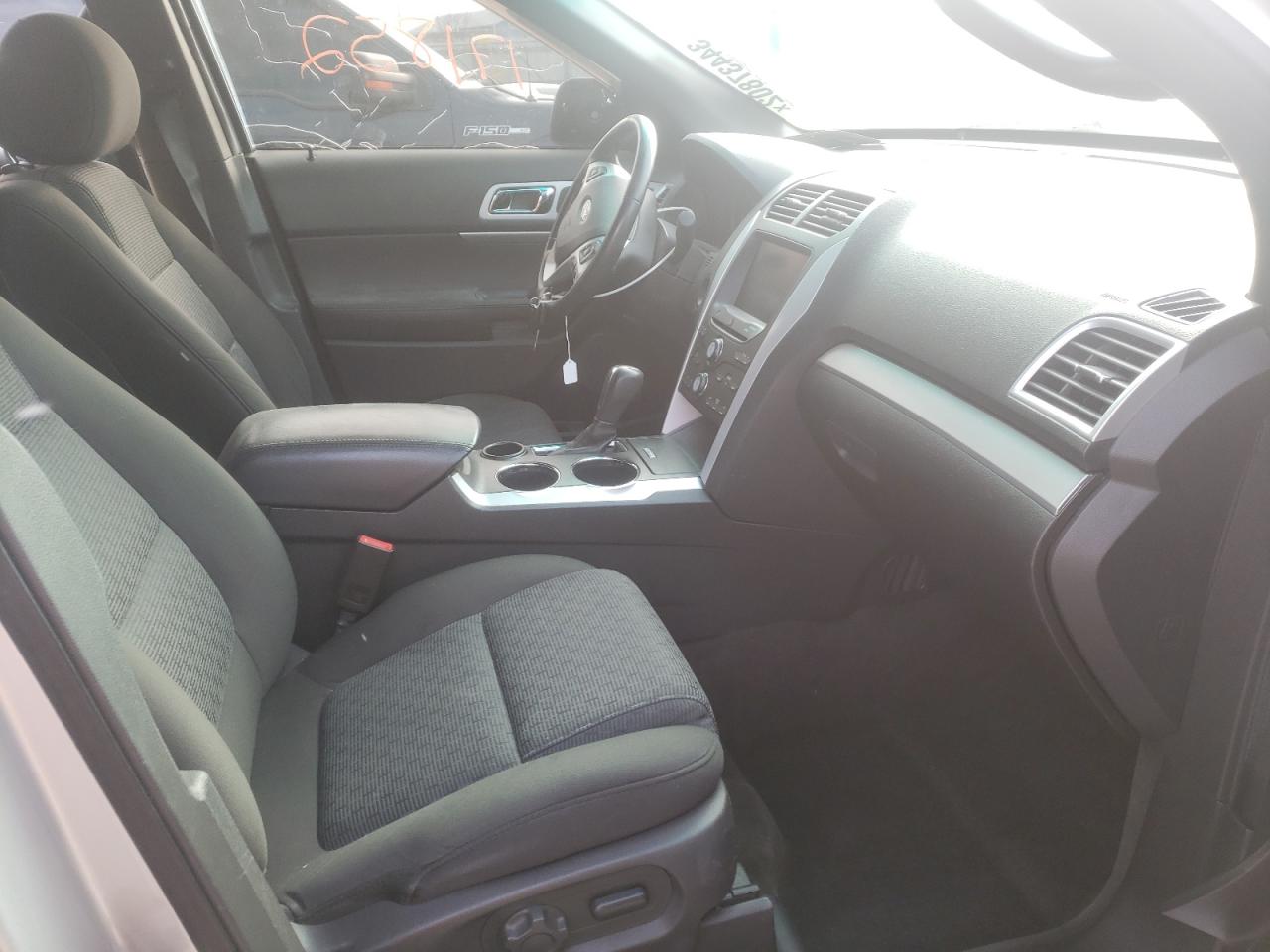 Photo 5 from auction – 2013 FORD EXPLORER X with VIN 1FM5K7D80DGB25646