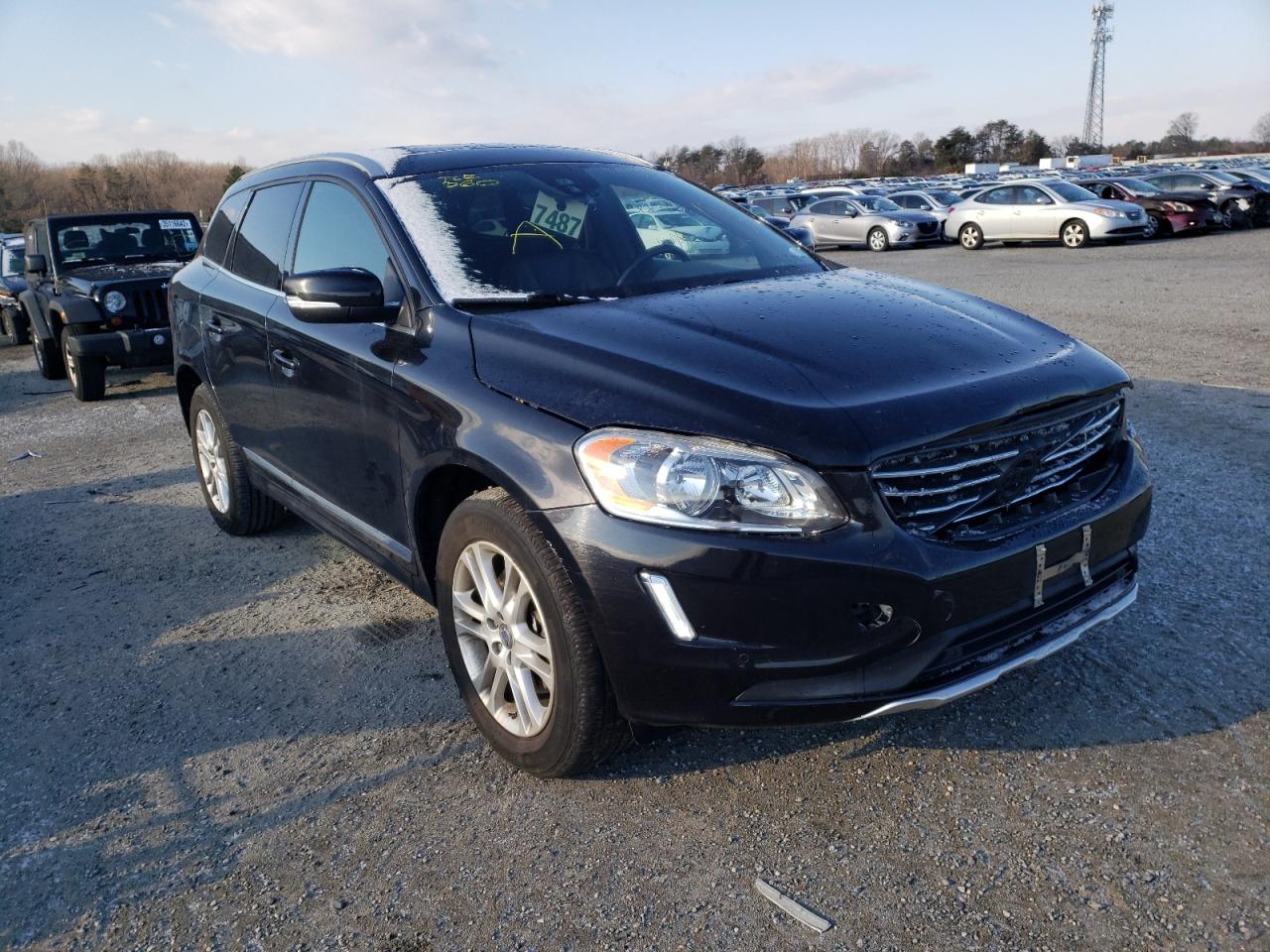 VOLVO XC60 T5 PR 2015 with VIN YV440MDK7F2668313 - Photo from auction
