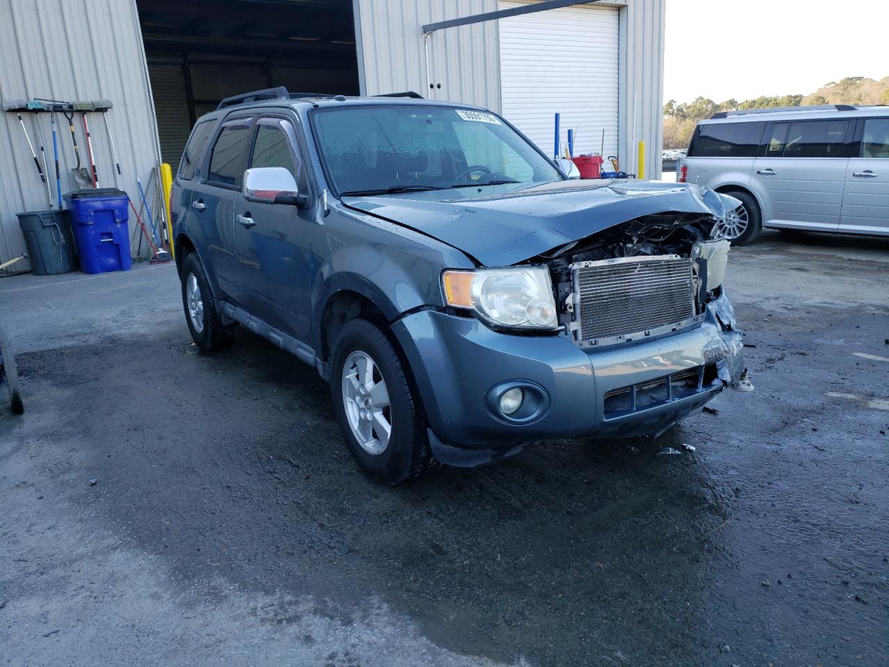 Zdjęcie 1 z aukcji – 2010 FORD ESCAPE XLT z VIN 1FMCU0D7XAKB76449