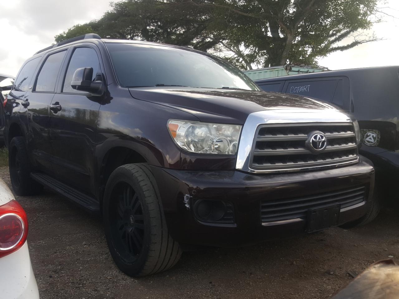 Photo 1 from auction – 2014 TOYOTA SEQUOIA SR with VIN 5TDBY5G18ES105418