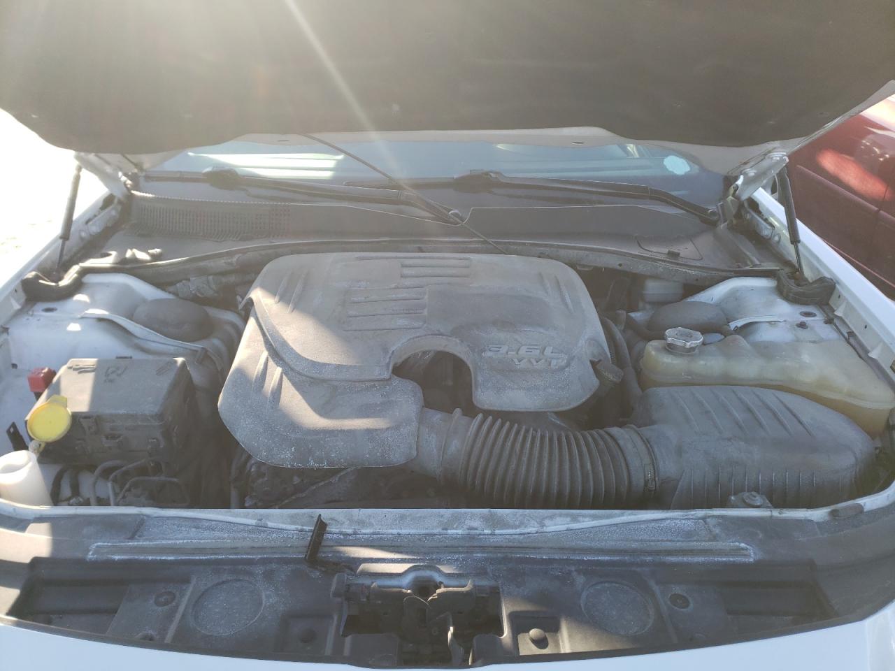 Photo 7 from auction – 2013 CHRYSLER 300 with VIN 2C3CCAAG5DH702293
