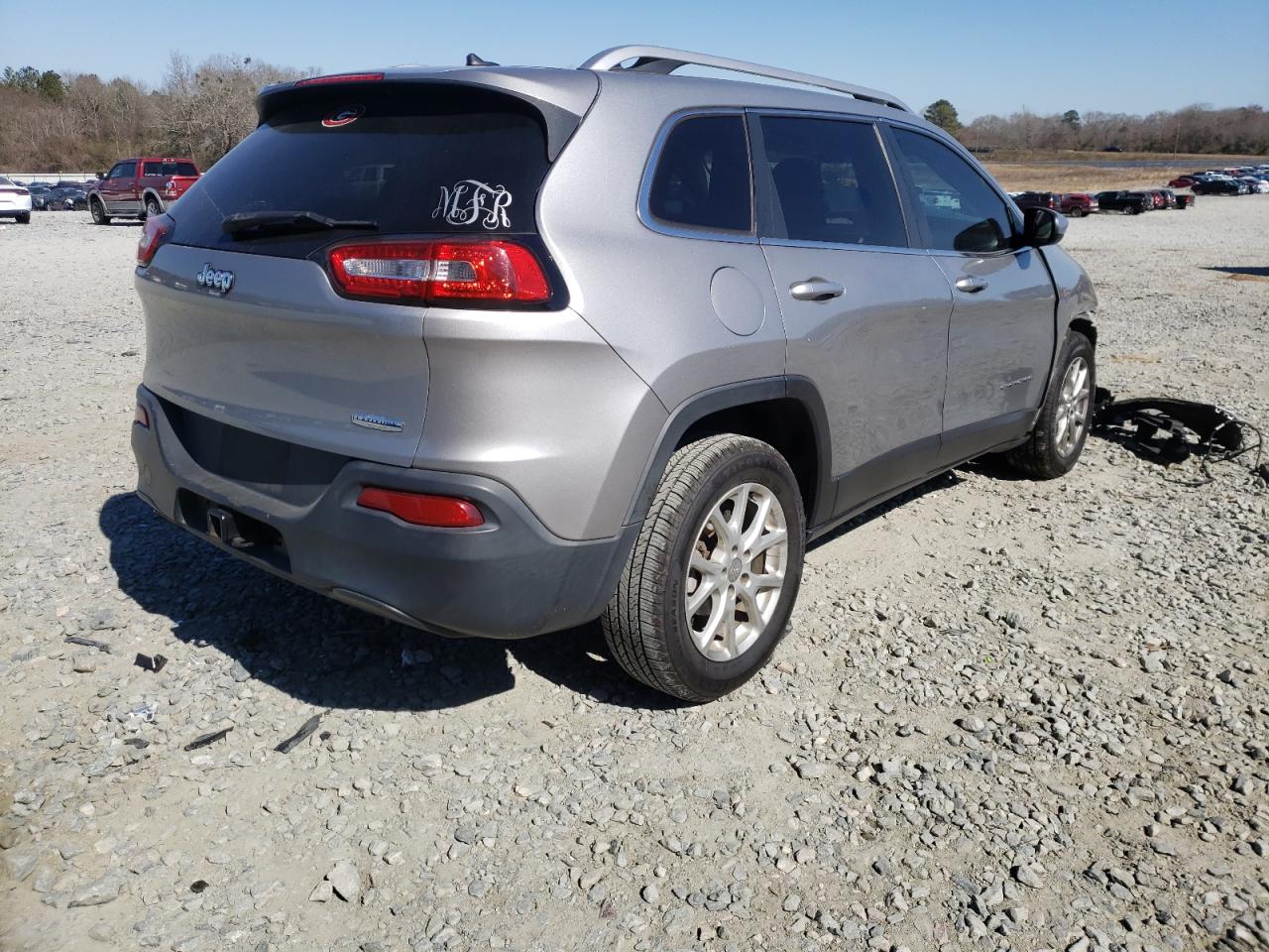 Photo 4 from auction – 2014 JEEP CHEROKEE L with VIN 1C4PJLCB4EW186897