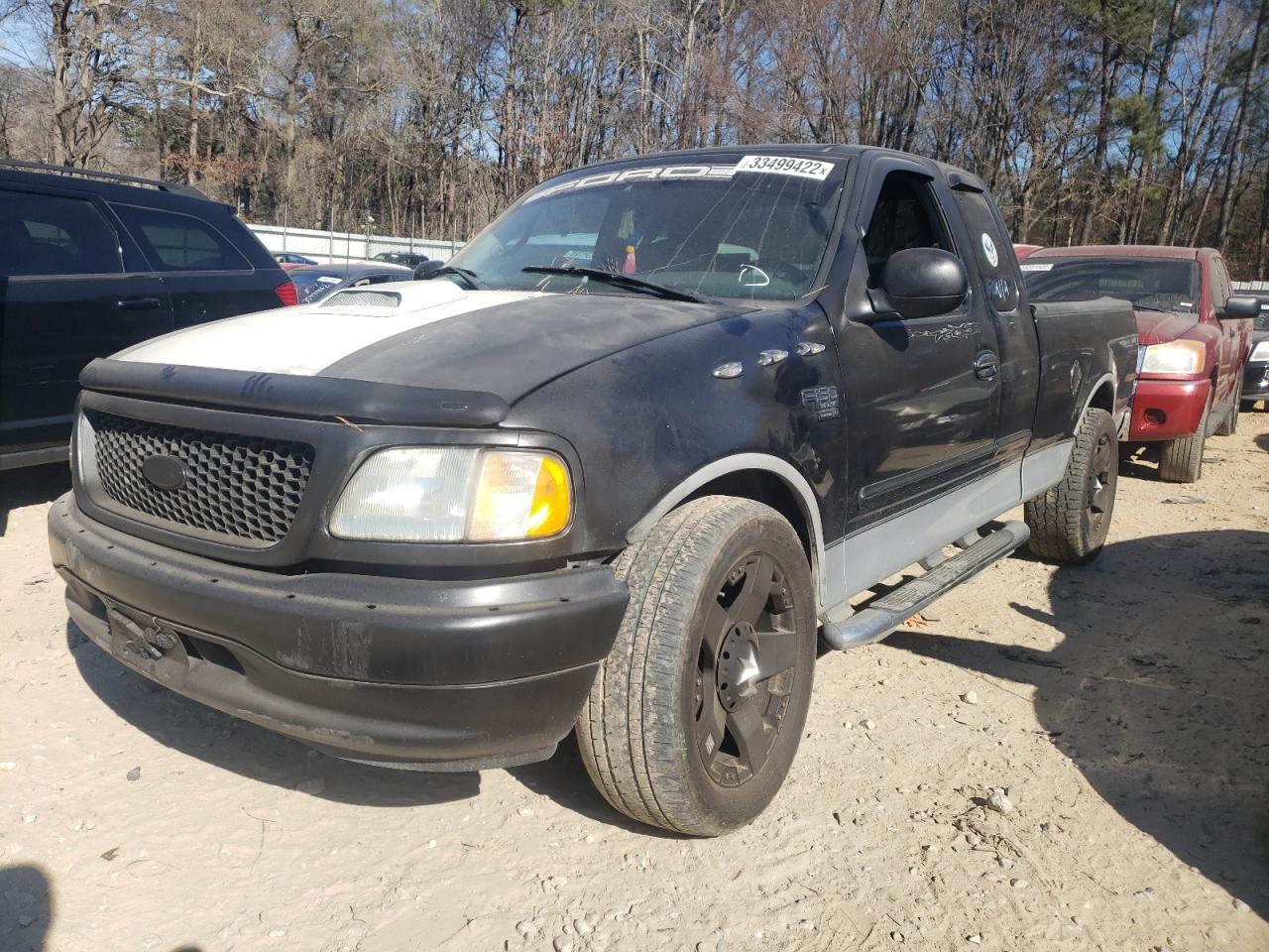 Photo 2 from auction – 2000 FORD F150 with VIN 1FTRX17L1YNA52812