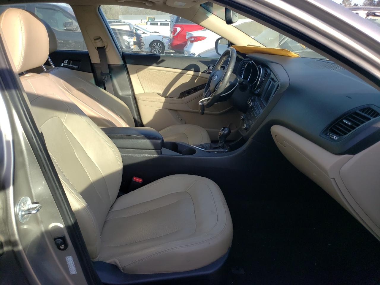 Photo 5 from auction – 2011 KIA OPTIMA EX with VIN KNAGN4A70B5128101