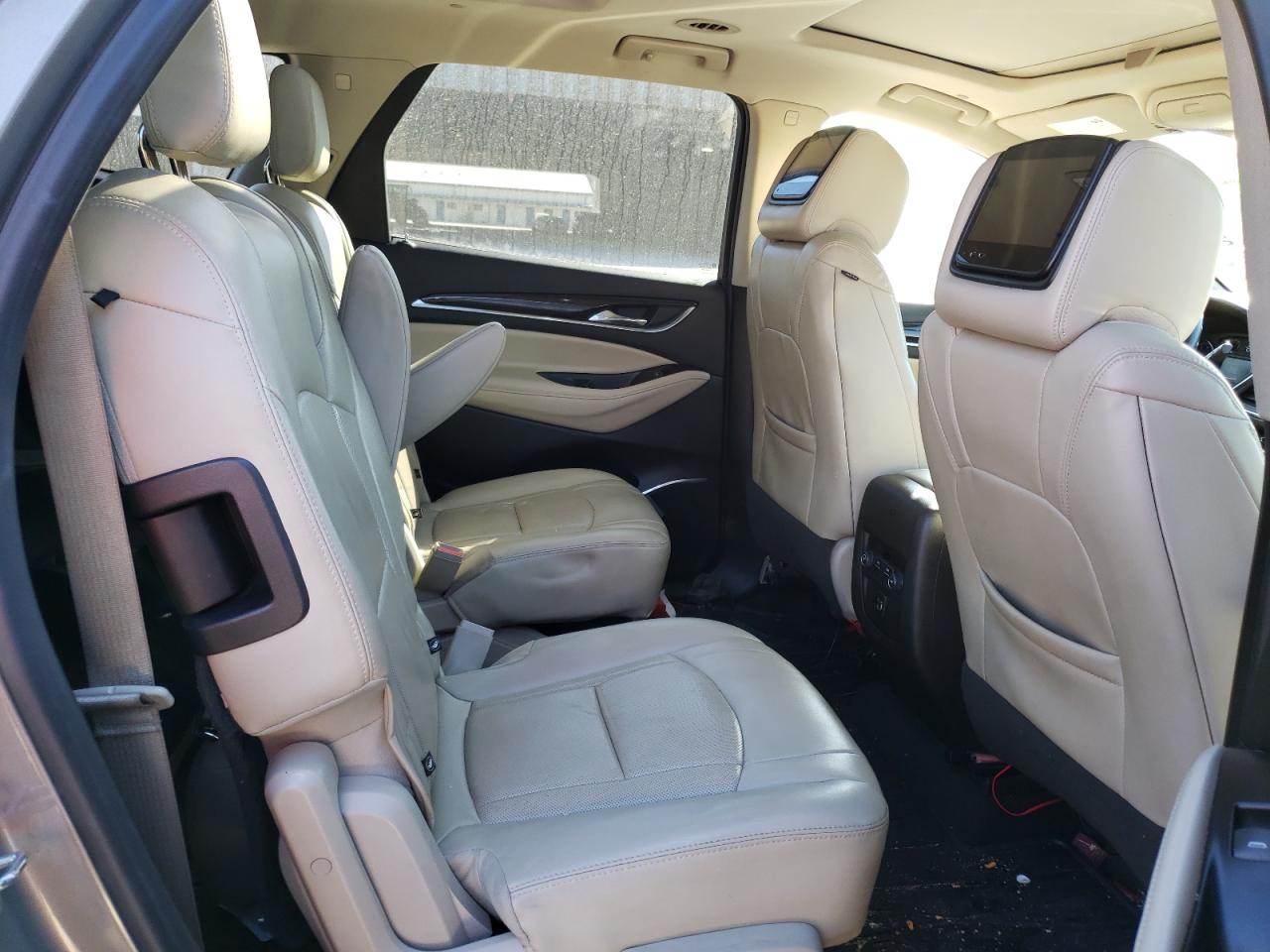 Photo 6 from auction – 2018 BUICK ENCLAVE ES with VIN 5GAERBKWXJJ196468