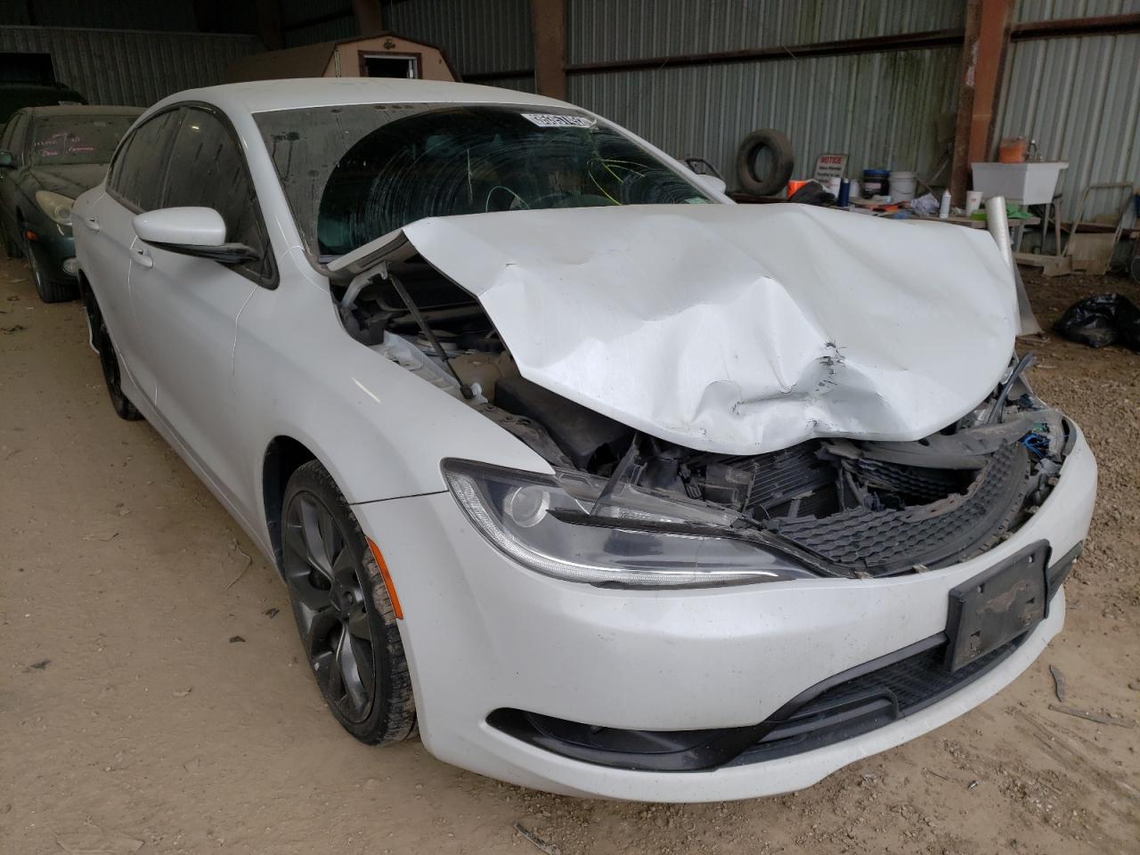 CHRYSLER 200 S 2015 with VIN 1C3CCCBB9FN696684 - Photo from auction