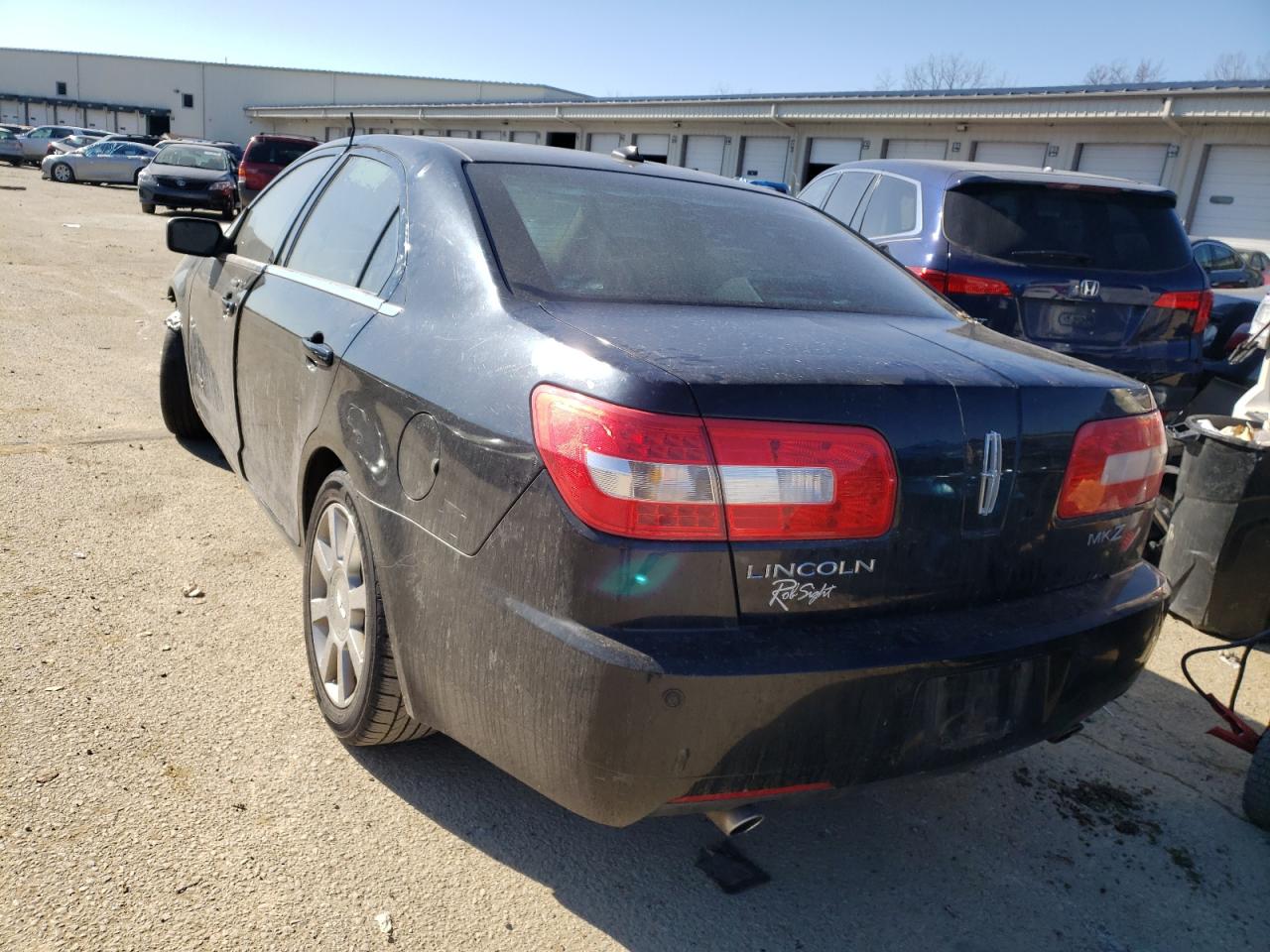Photo 3 from auction – 2008 LINCOLN MKZ with VIN 3LNHM26T58R645173