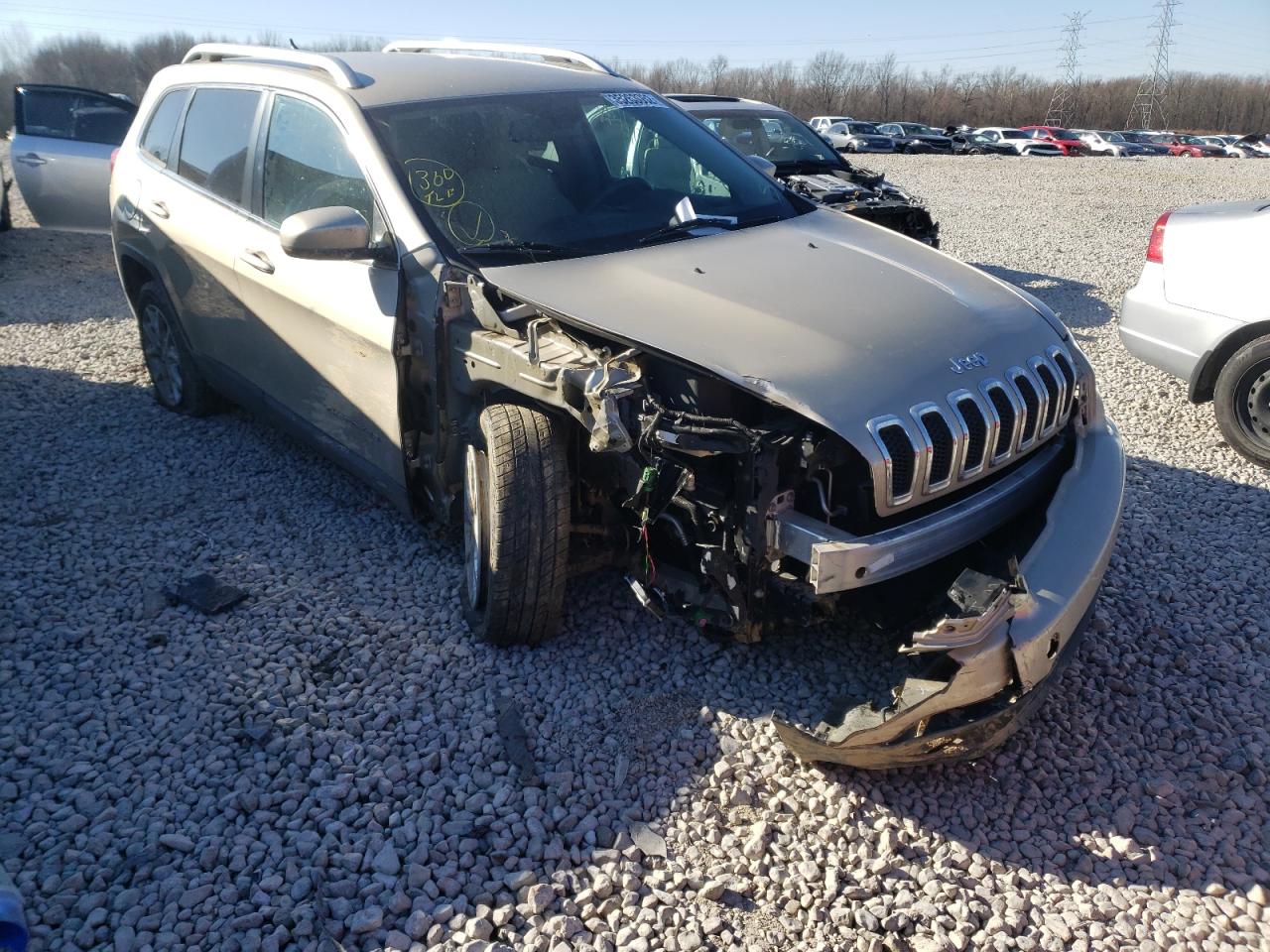 JEEP CHEROKEE L 2015 with VIN 1C4PJLCBXFW616451 - Photo from auction