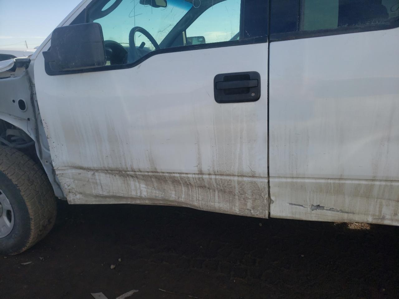 Photo 10 from auction – 2004 FORD F150 with VIN 1FTPX14564NA37634