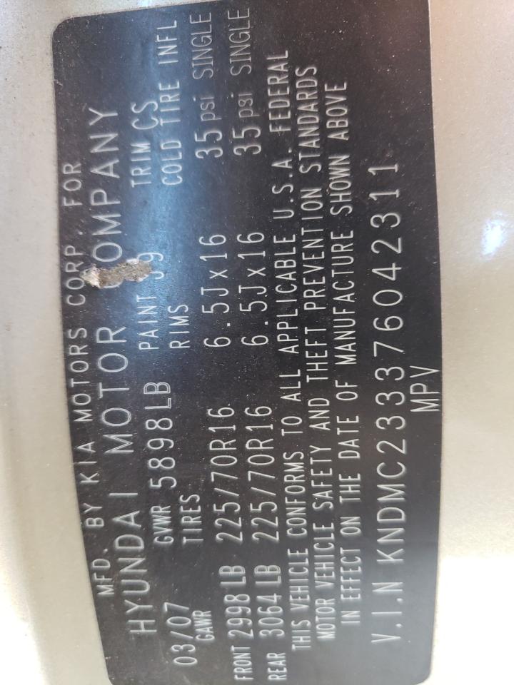 Photo 10 from auction – 2007 HYUNDAI ENTOURAGE with VIN KNDMC233376042311