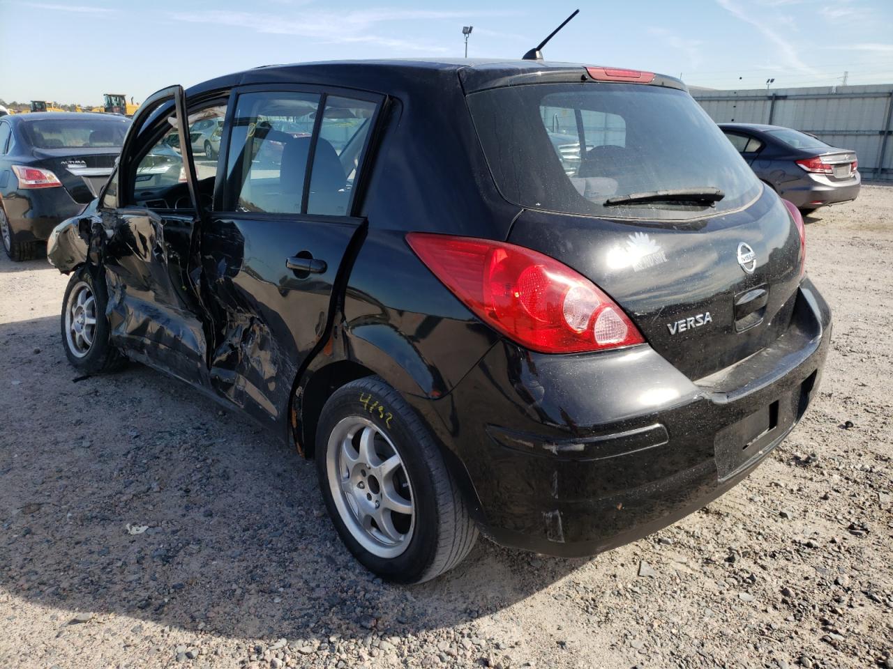 Photo 3 from auction – 2007 NISSAN VERSA S with VIN 3N1BC13E77L352005