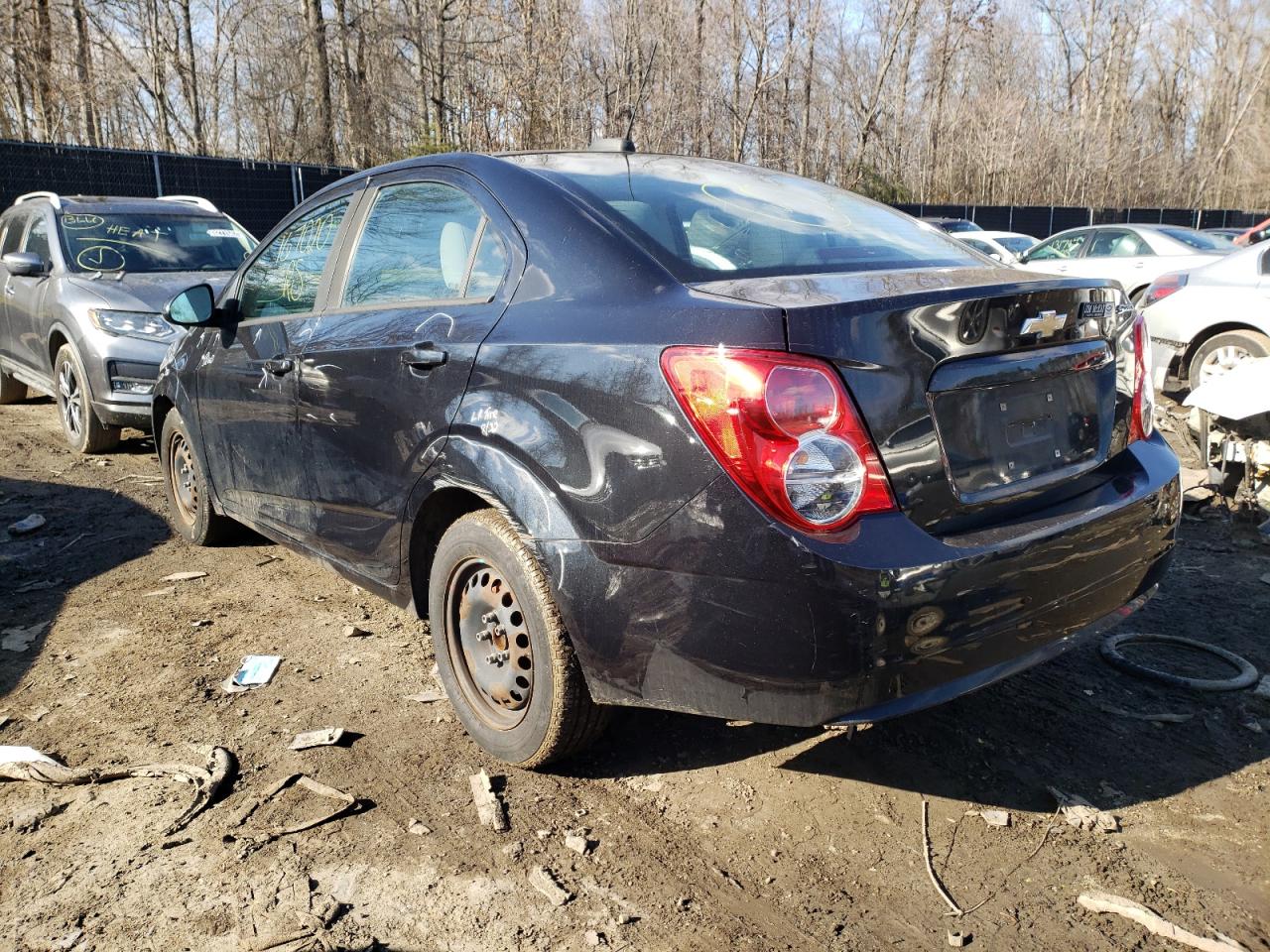 Photo 3 from auction – 2015 CHEVROLET SONIC LS with VIN 1G1JA5SH1F4183484