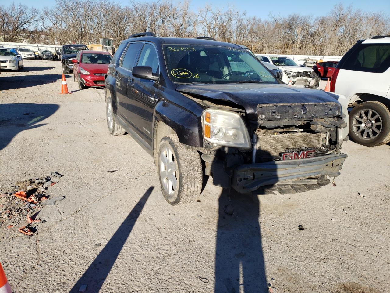 GMC TERRAIN SL 2013 with VIN 2GKALUEKXD6367048 - Photo from auction