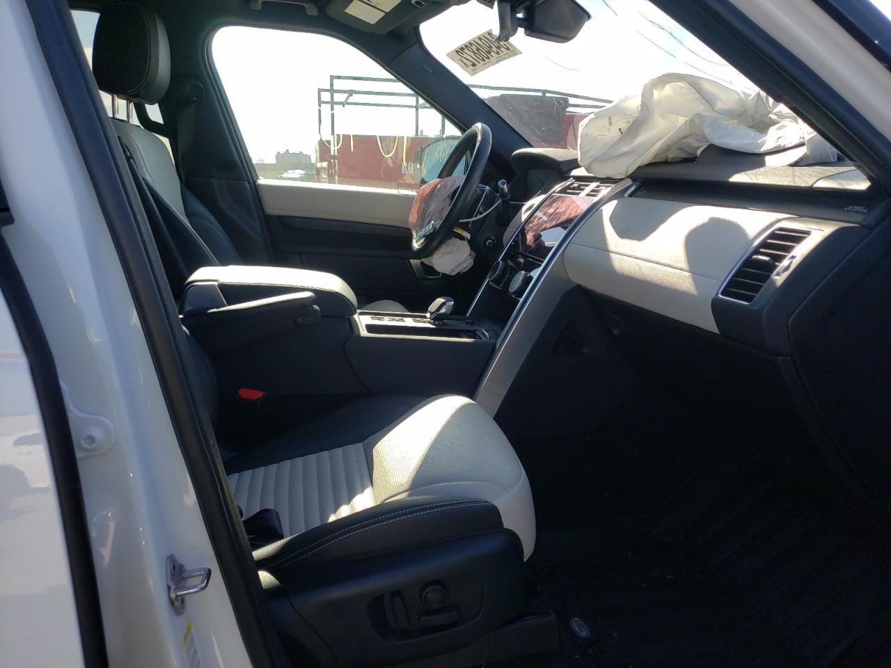 Photo 5 from auction – 2021 LAND ROVER DISCOVERY with VIN SALRT4RU8M2449683