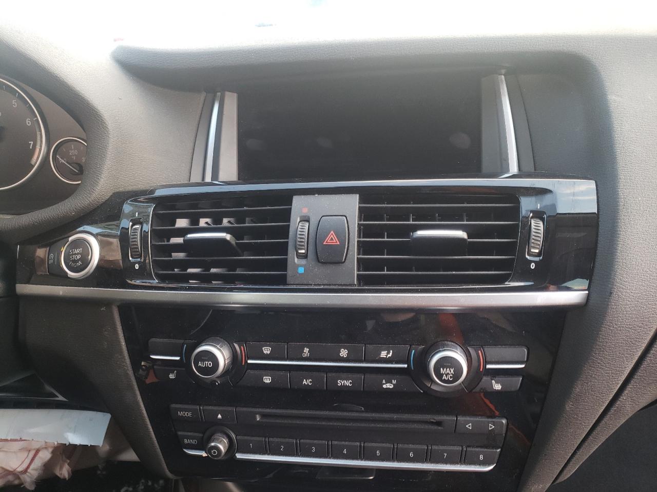 Photo 9 from auction – 2017 BMW X3 XDRIVE2 with VIN 5UXWX9C33H0W68675
