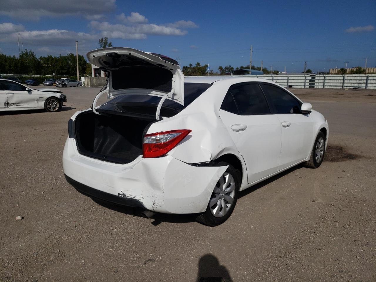 Photo 4 from auction – 2016 TOYOTA COROLLA L with VIN 5YFBURHE7GP385641