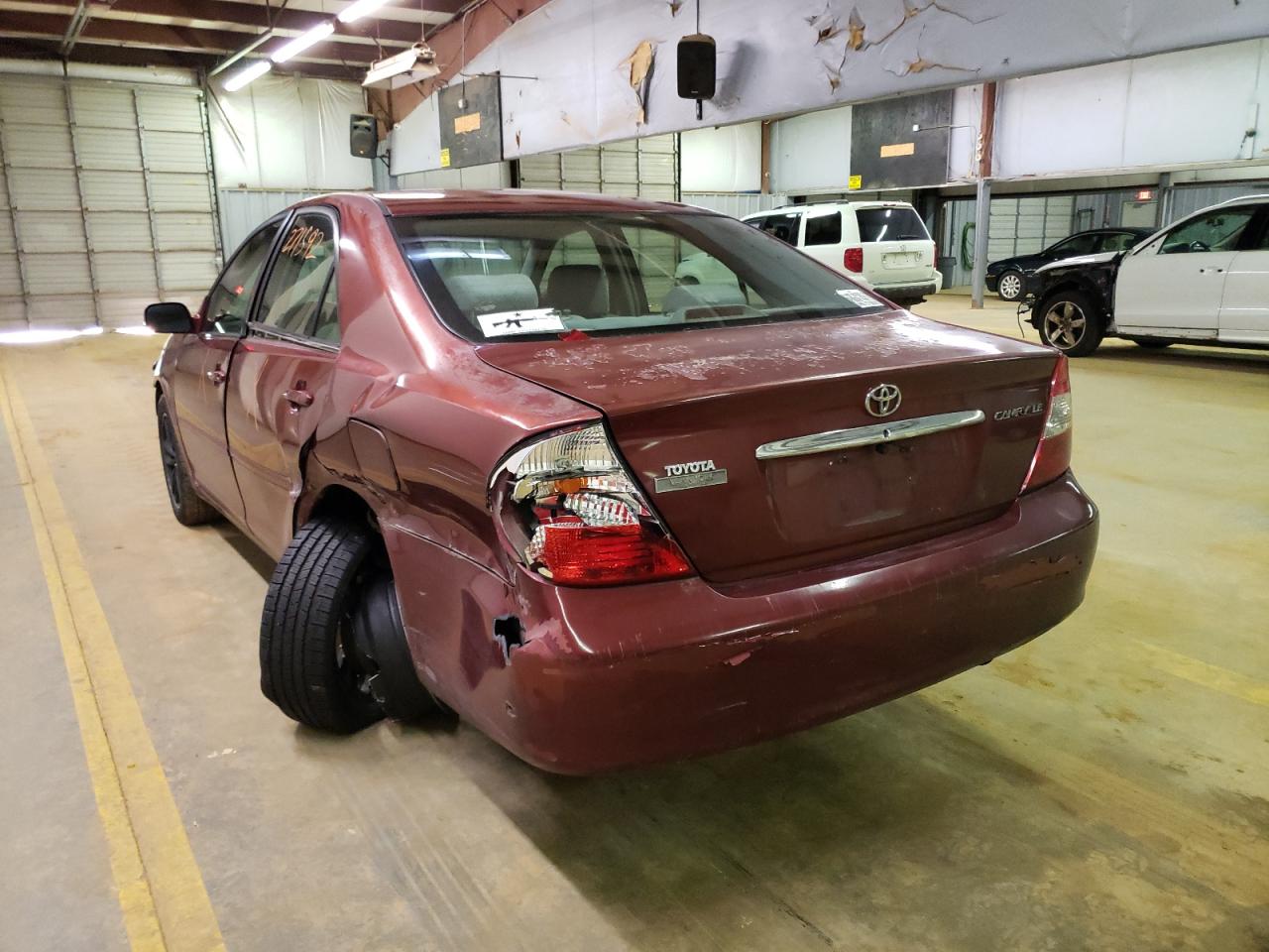 Photo 3 from auction – 2004 TOYOTA CAMRY with VIN 4T1BE32K04U310718