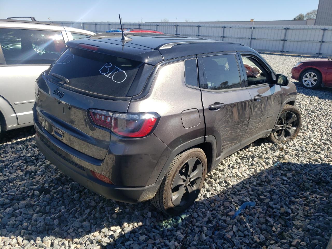 Photo 4 from auction – 2021 JEEP COMPASS LA with VIN 3C4NJCBB4MT597326