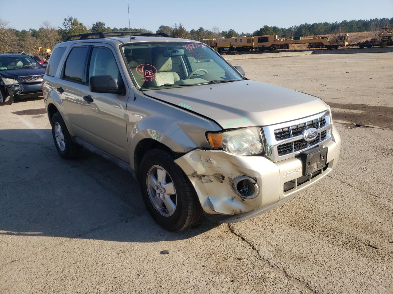 FORD ESCAPE XLT 2010 with VIN 1FMCU0DG0AKC87849 - Photo from auction