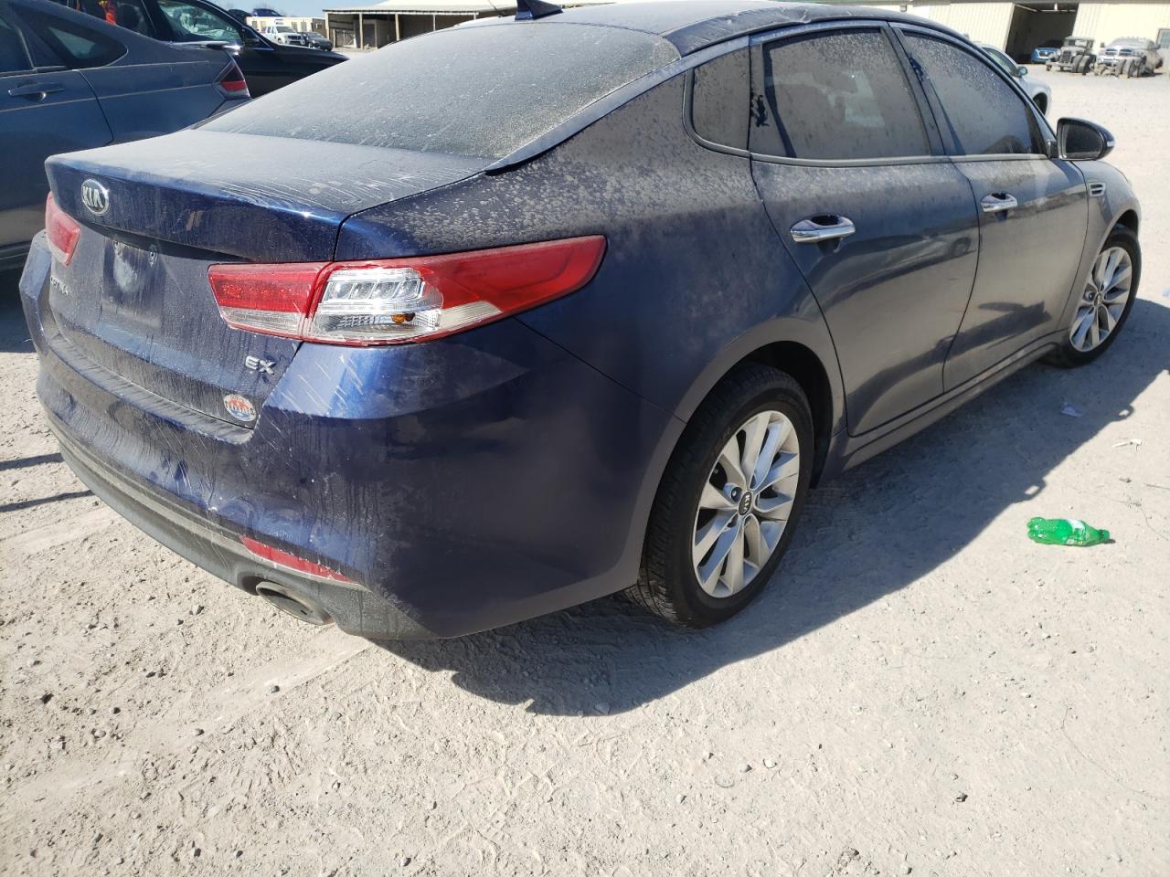 Photo 4 from auction – 2016 KIA OPTIMA EX with VIN 5XXGU4L32GG048057