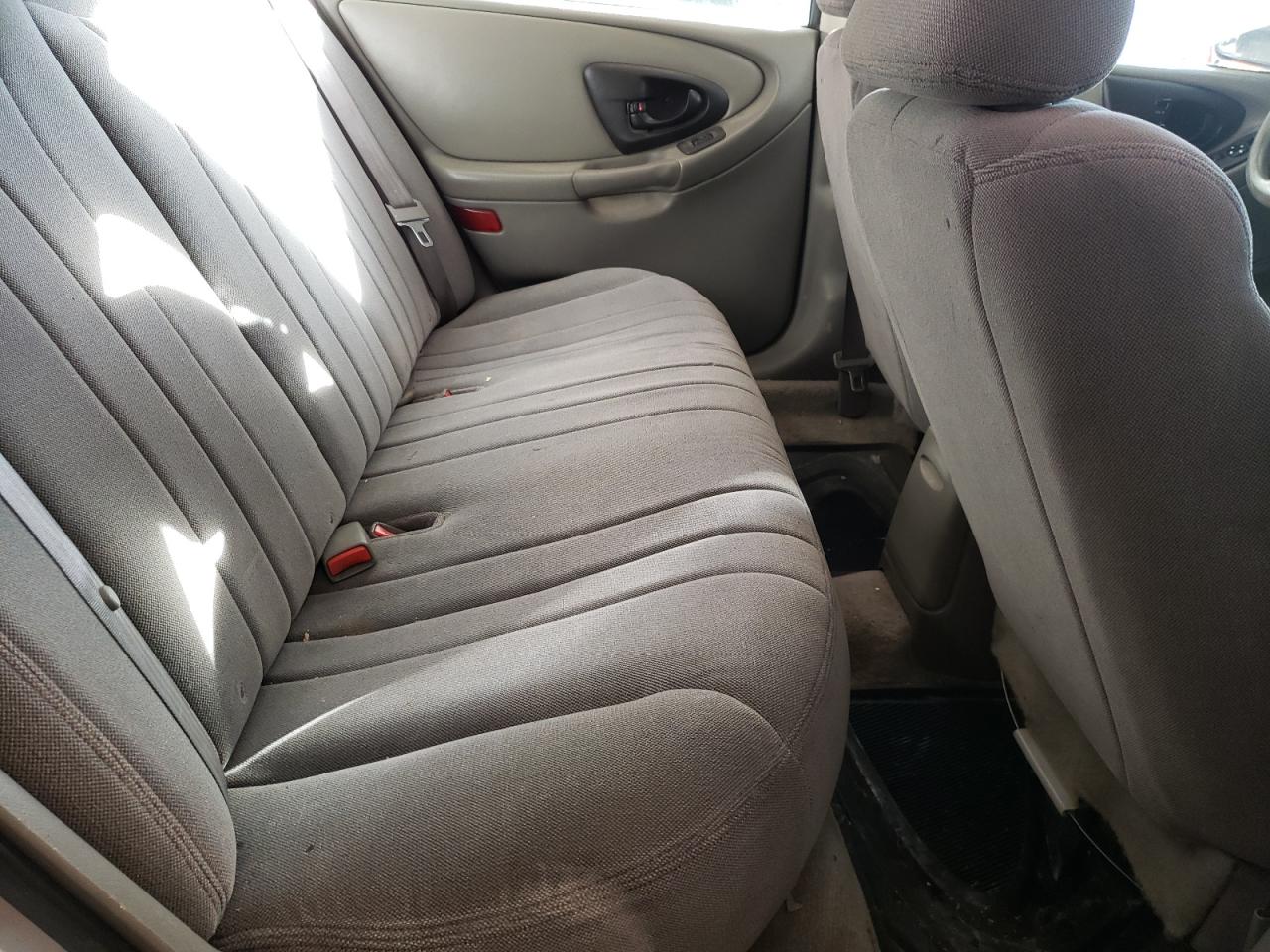 Photo 6 from auction – 2005 CHEVROLET CLASSIC with VIN 1G1ND52F95M114211