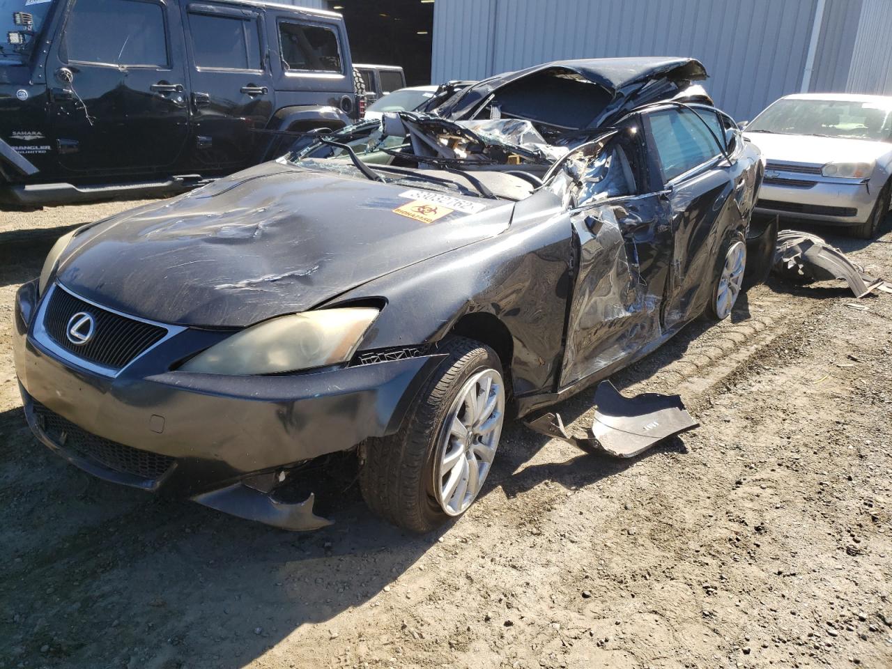 Photo 2 from auction – 2007 LEXUS IS 250 with VIN JTHCK262472011513