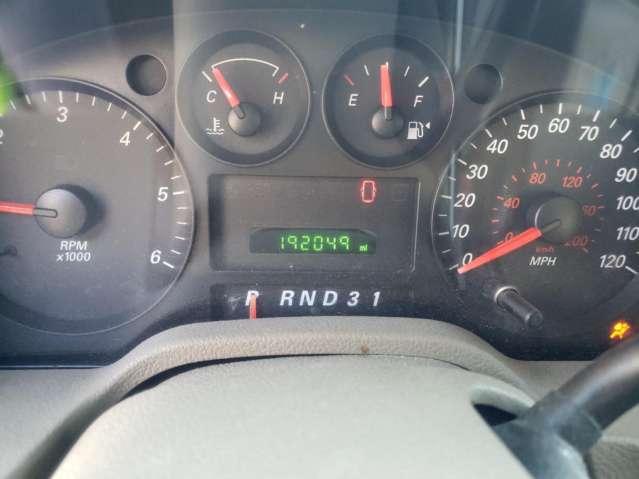 Photo 8 from auction – 2004 FORD FREESTAR S with VIN 2FMDA51684BA97446