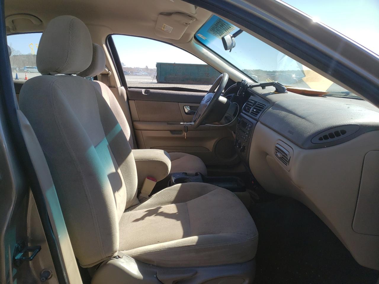 Photo 5 from auction – 2002 FORD TAURUS SE with VIN 1FAFP53U62A148819