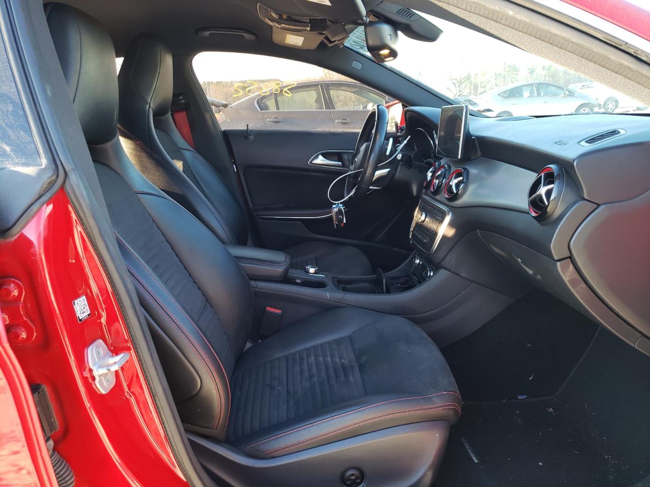 Photo 5 from auction – 2015 MERCEDES-BENZ CLA 250 with VIN WDDSJ4EBXFN178989