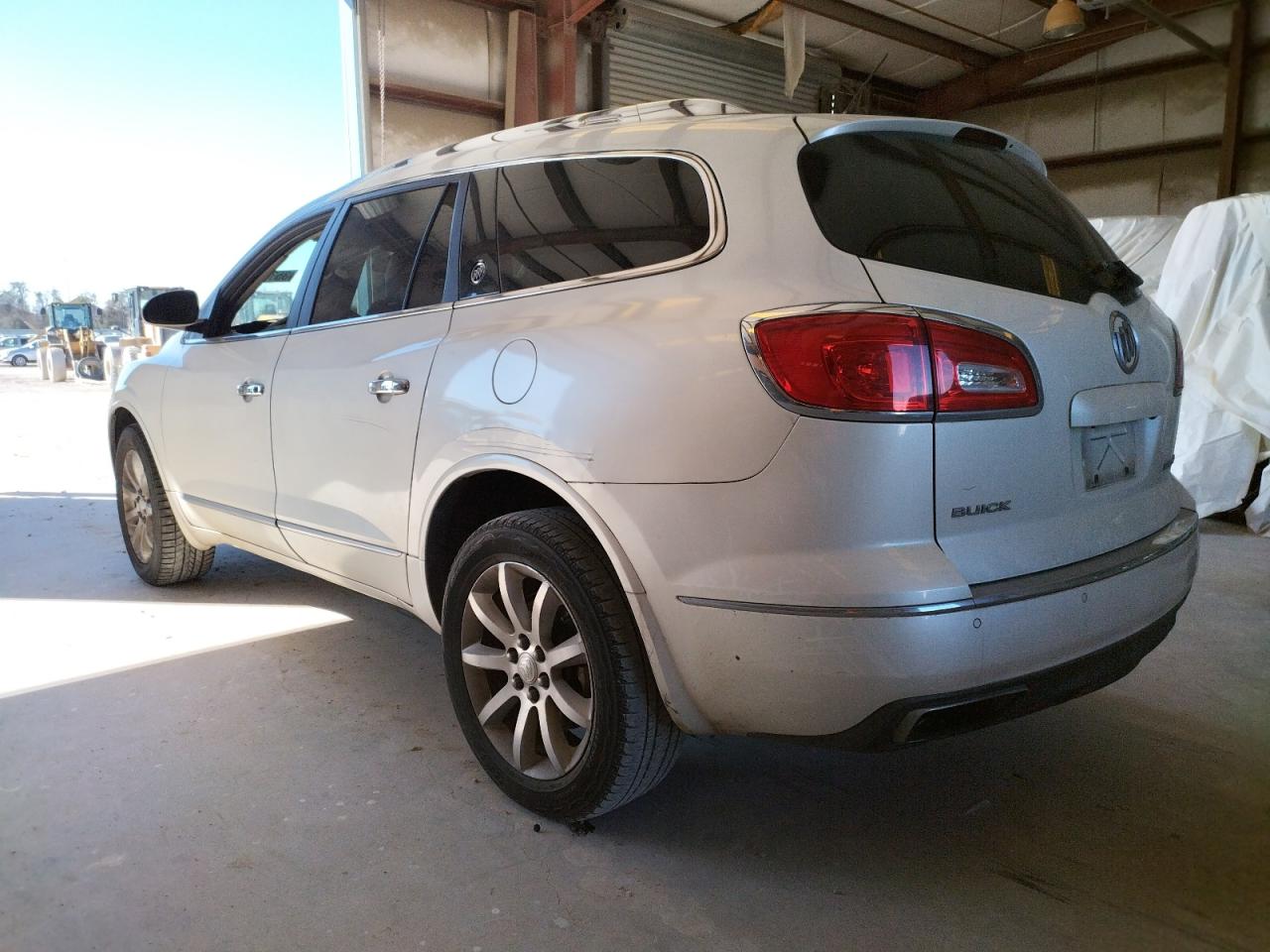 Photo 3 from auction – 2013 BUICK ENCLAVE with VIN 5GAKRDKD1DJ213191