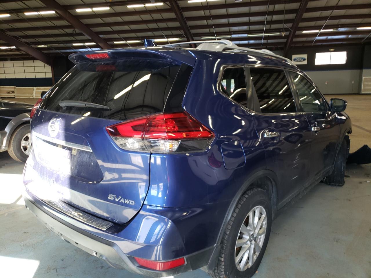 Photo 4 from auction – 2017 NISSAN ROGUE S with VIN KNMAT2MV4HP503191