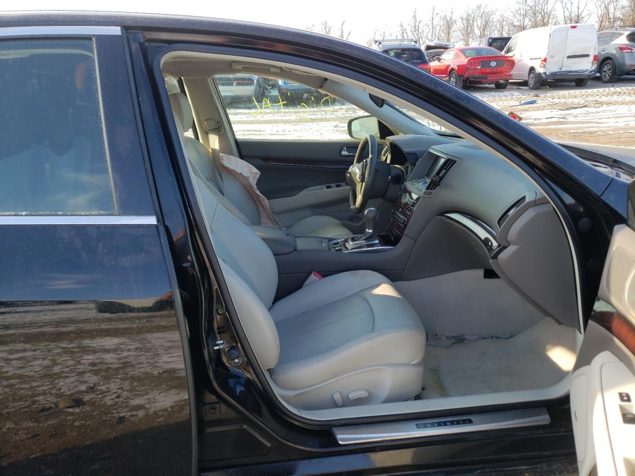 Photo 5 from auction – 2012 INFINITI G37 with VIN JN1CV6AR3CM976157