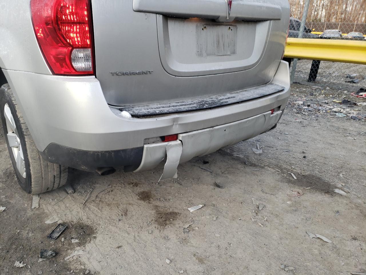 Photo 9 from auction – 2008 PONTIAC TORRENT with VIN 2CKDL33F986335876
