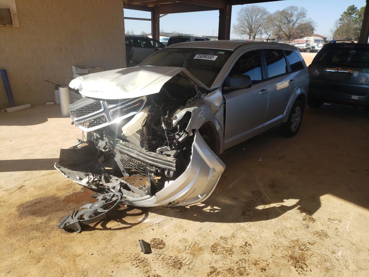 Photo 2 from auction – 2014 DODGE JOURNEY SE with VIN 3C4PDCAB0ET104373