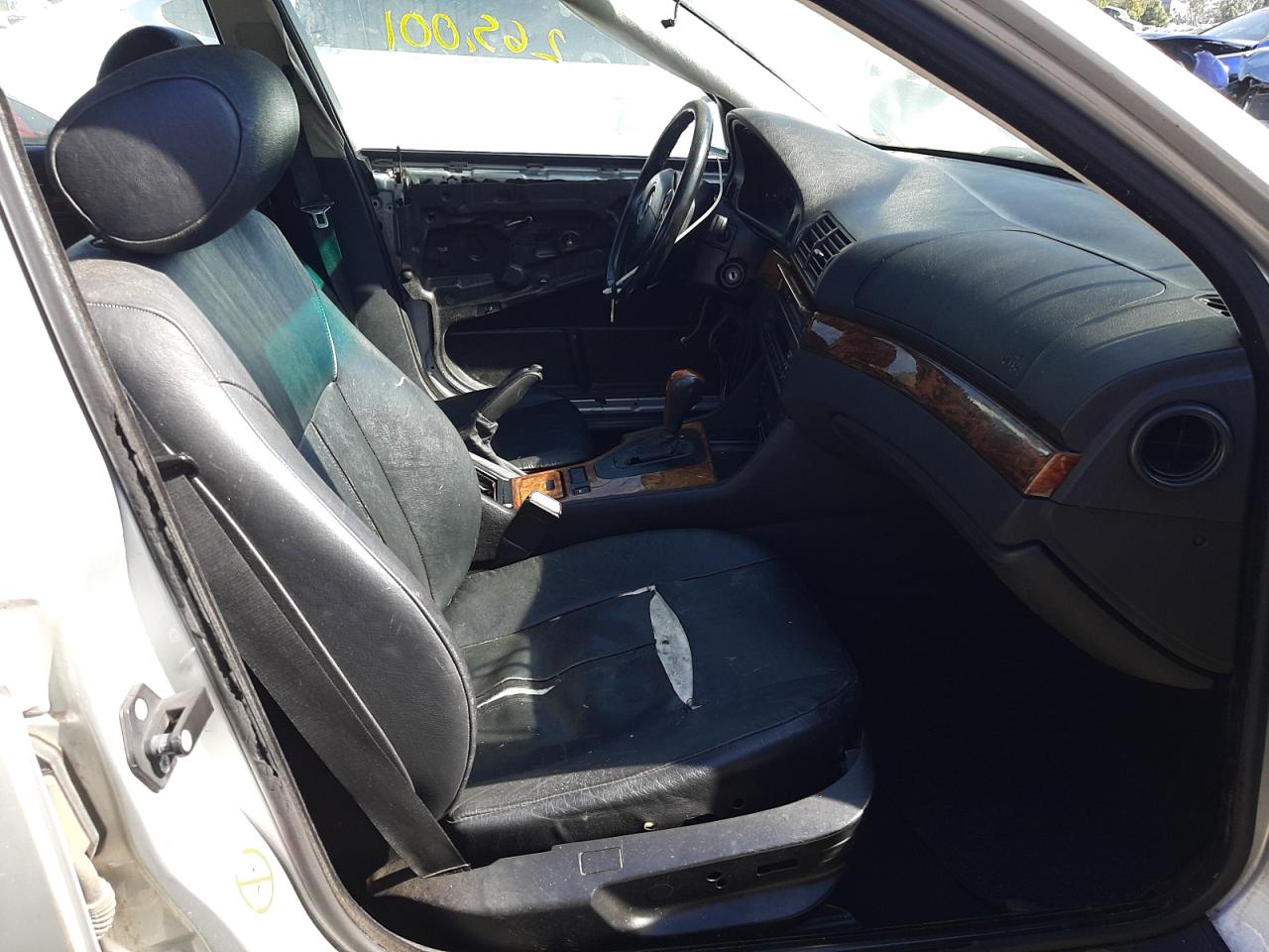 Photo 5 from auction – 2000 BMW 528 I AUTO with VIN WBADM6343YGU25039