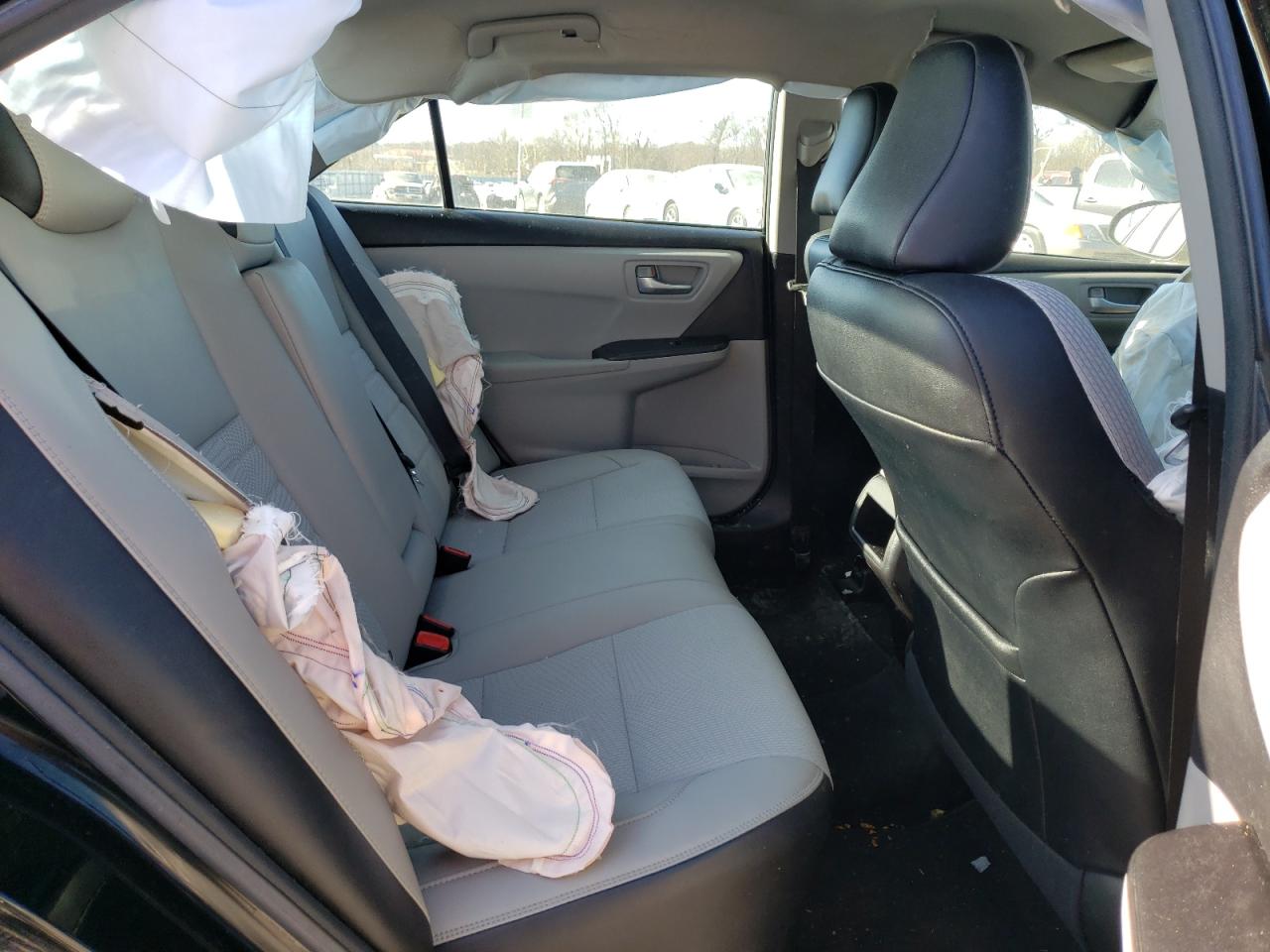 Photo 6 from auction – 2017 TOYOTA CAMRY with VIN 4T1BF1FK7HU620365