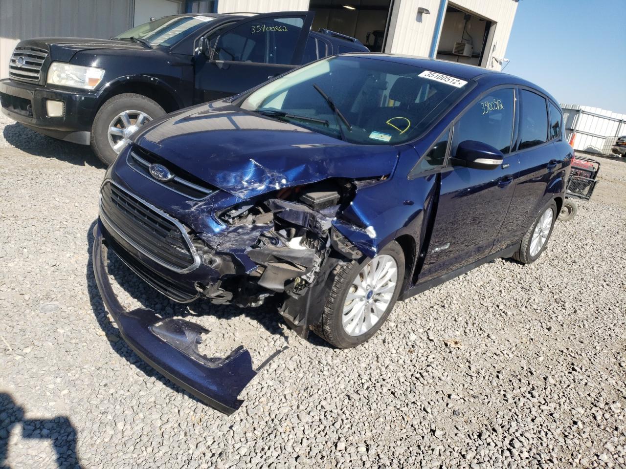 Photo 2 from auction – 2017 FORD C-MAX SE with VIN 1FADP5AUXHL119055