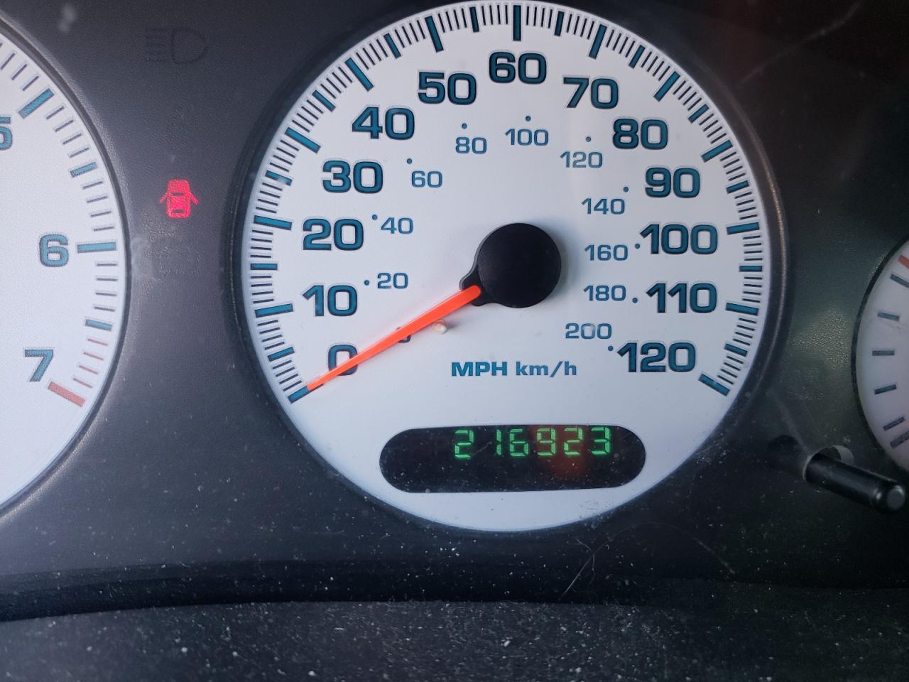 Photo 8 from auction – 2003 DODGE INTREPID E with VIN 2B3HD56G63H574919