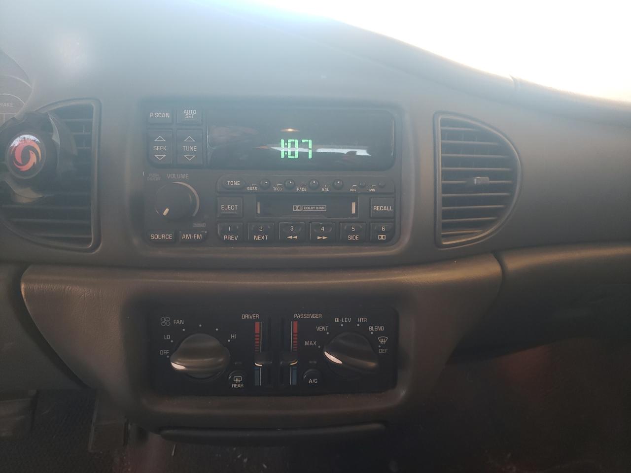 Photo 9 from auction – 2003 BUICK CENTURY CU with VIN 2G4WS52J731126903