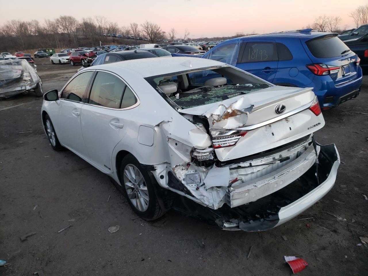 Photo 3 from auction – 2015 LEXUS ES 300H with VIN JTHBW1GG8F2087237