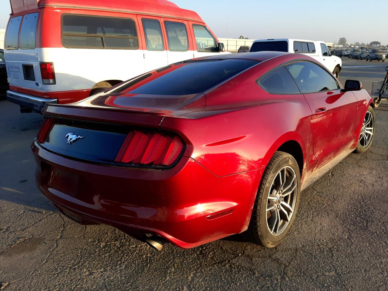 Photo 4 from auction – 2017 FORD MUSTANG with VIN 1FA6P8TH2H5344990