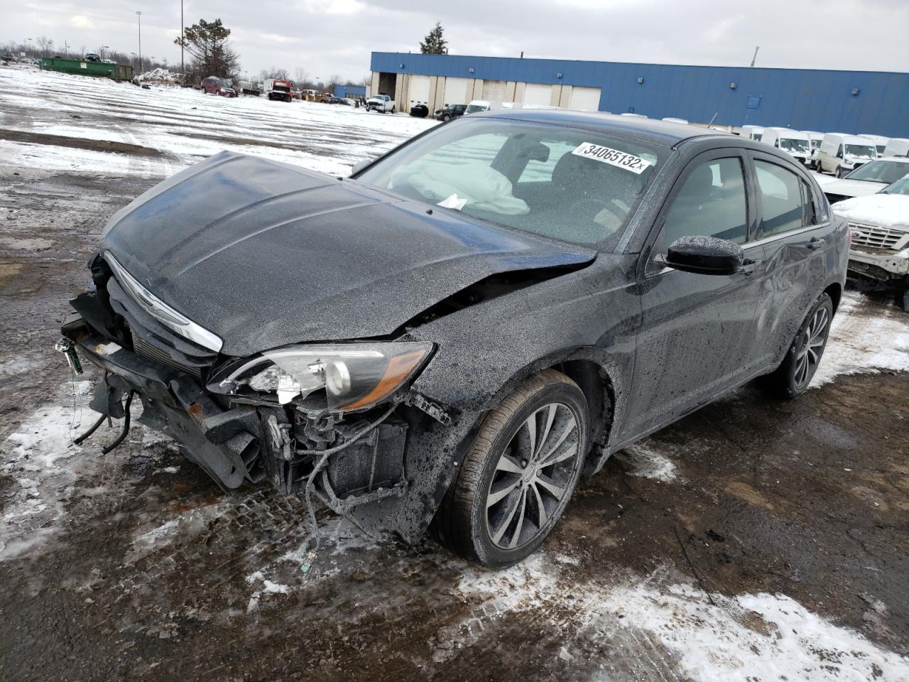 Photo 2 from auction – 2013 CHRYSLER 200 TOURIN with VIN 1C3CCBBG4DN718075